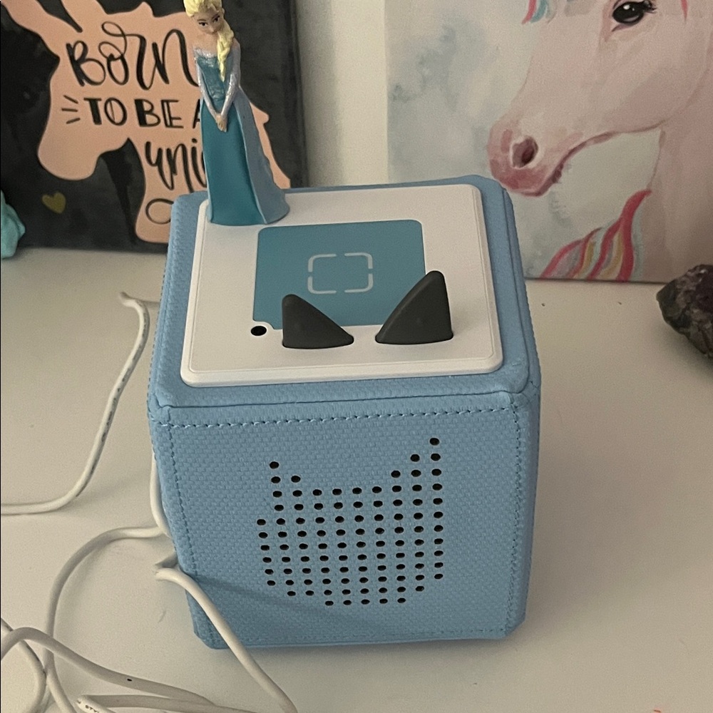 Tonies Blue Portable Speaker with Elsa Figure
